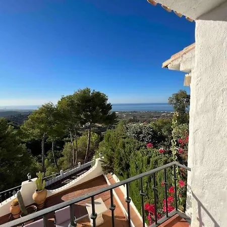 בית נופש Beautiful Townhouse *